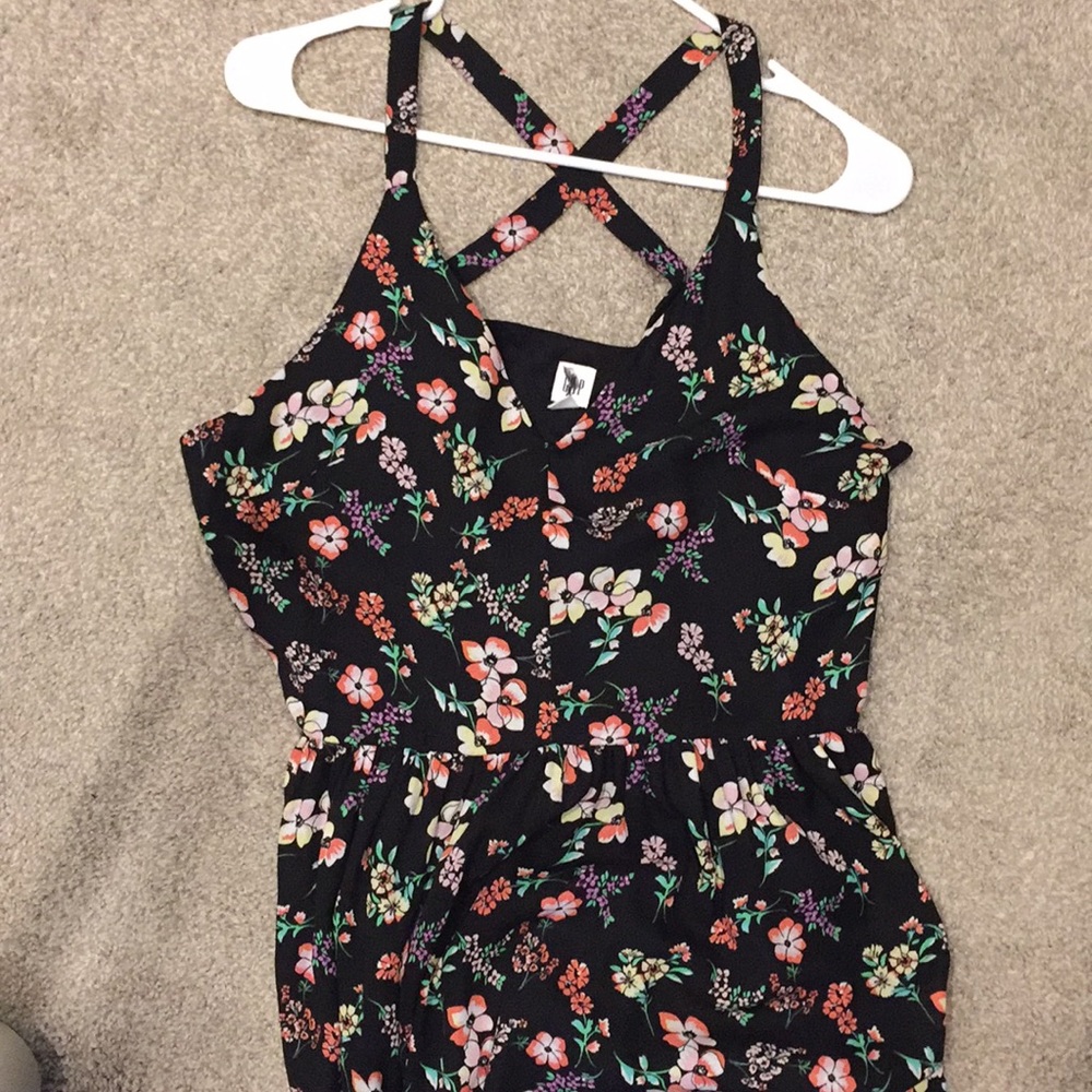 2/$25 Gap flowy chiffon floral maxi dress